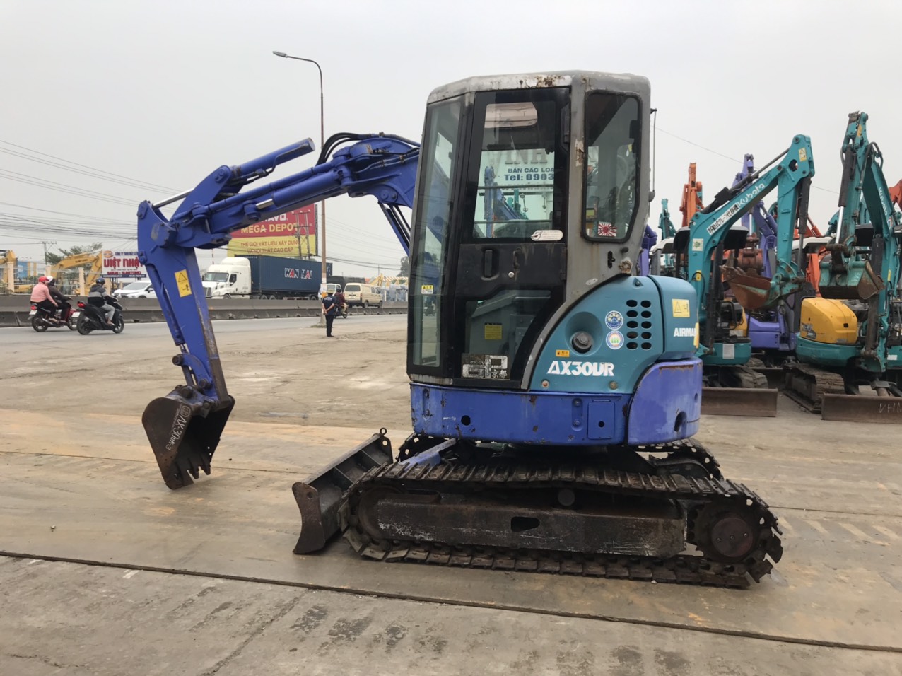 AX30UR-3 / 0090-72108