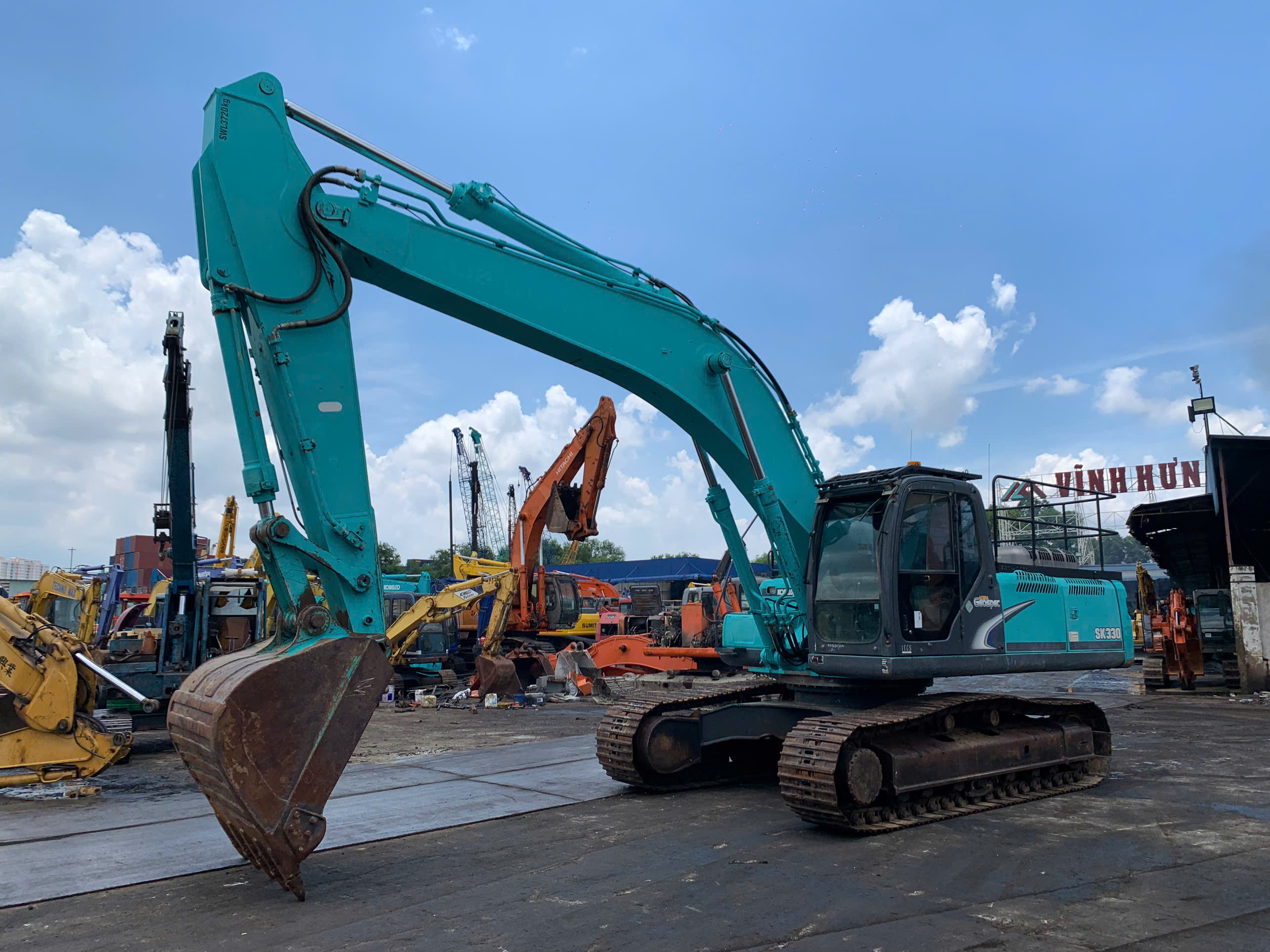 SK330-8 / 8769-61809