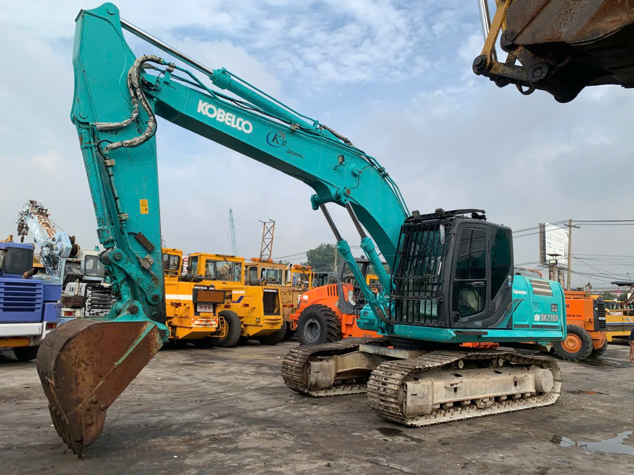 SK210D-9 / 2368-61409