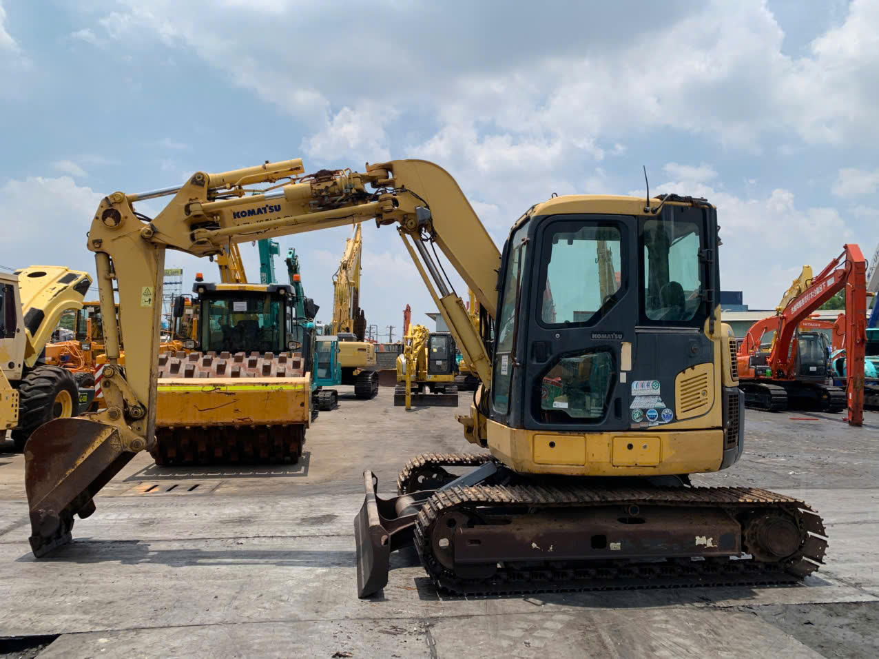 PC78UU-8 / 7407-64209