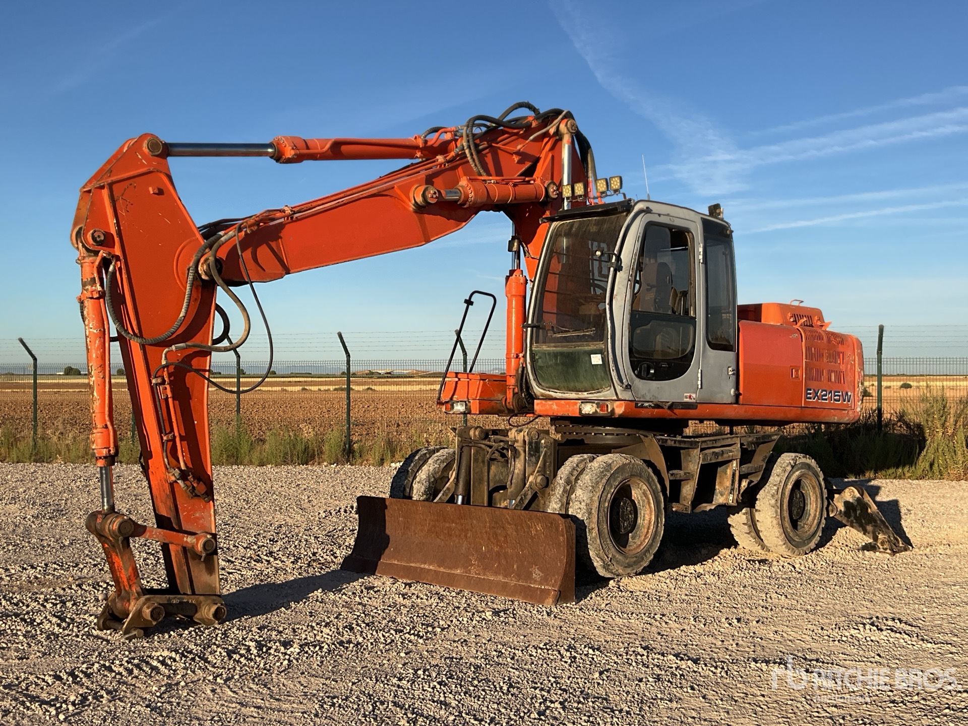 EX215W / 0086