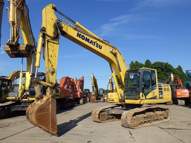 PC200-10 / 6690